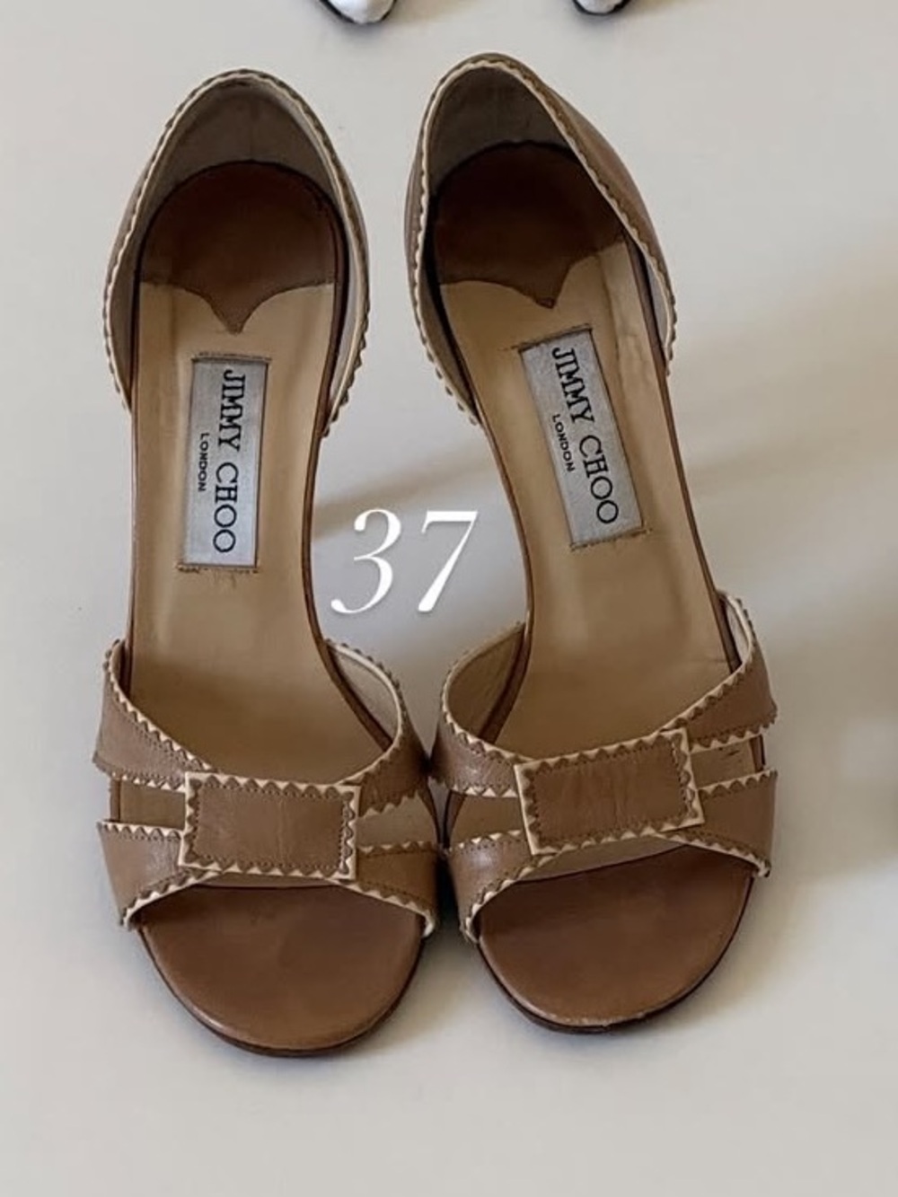 Vintage Jimmy Choo Tan and White Heels - Picture 2 of 5